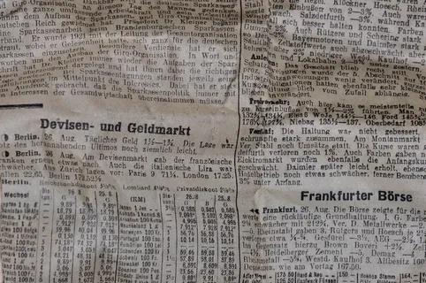 报纸，日报，新闻纸，纸张，压力