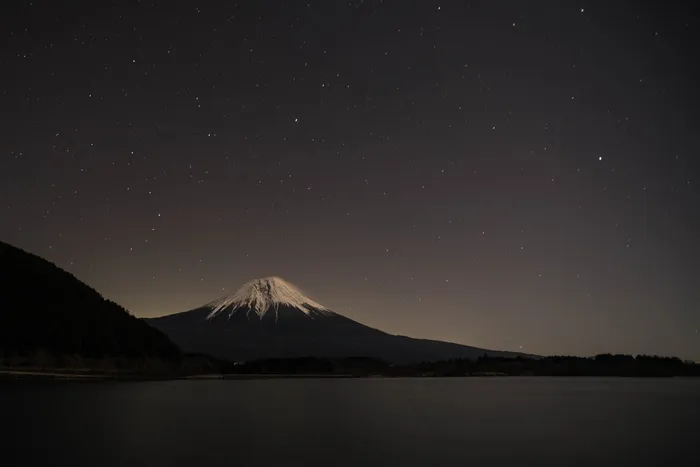 日本静冈县谷岐湖富士山