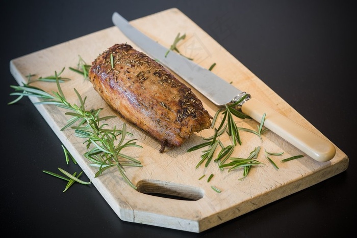 秋刀鱼,鹅肝,煎黄鱼,香煎刀鱼,烤鳗鱼,144/365。五旬节或圣周日的猪里脊肉。我信奉食物。