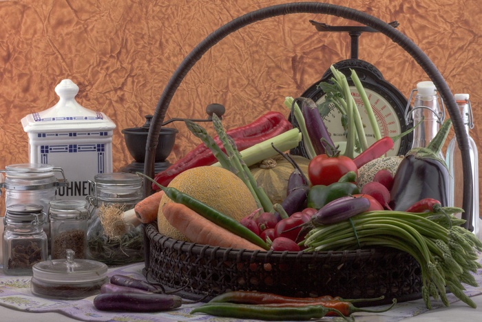 静物，蔬菜，芦笋，旧秤，香料