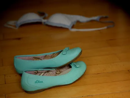 鞋子，鞋少，拼花地板，拼花地板，地面，地面