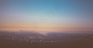 天空,霞光,海洋,湖泊,屏幕截图,烟雾中的城市天际线