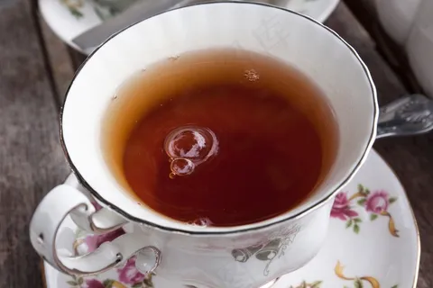 三通,服务,伯爵茶,茶杯,气泡,茶壶 三通,服务,伯爵茶,茶杯,气泡,茶壶