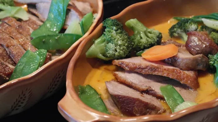 鸭，鸭胸，泰式，泰式咖喱，红色，锋利，油炸