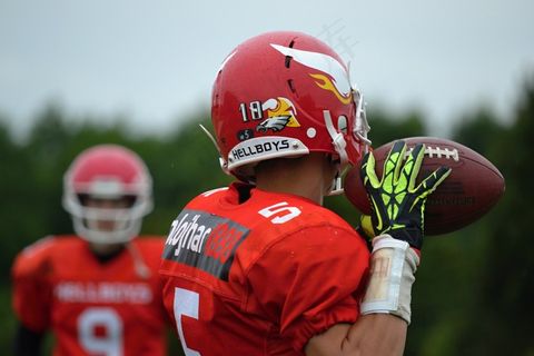 球员，美式足球，足球，头盔，体育