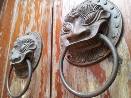 中国寺庙,门把手 中国寺庙,门把手