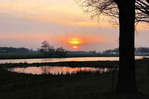 夕阳,红色的天空,傍晚的红色 夕阳,红色的天空,傍晚的红色