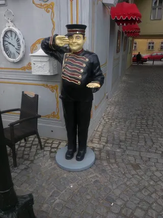 餐厅，咖啡屋，早餐，咖啡厅，雕塑