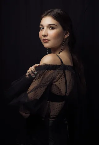 女孩，女子，连衣裙，网状，手，意见，女性