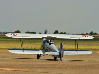 飞机，双翼飞机，酿酒，飞机，飞机，白