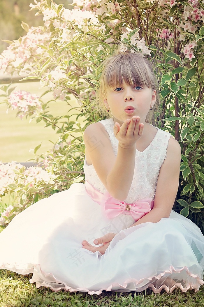 人，人类，儿童，女孩，金发，裙子，脸，出