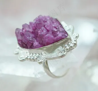 Cerise,紫色,粉红色,Druzy,Drusy,太阳能石英 Cerise,紫色,粉红色,Druzy,Drusy,太阳能石英