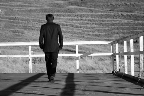 城市街道,栅栏,滑板爱好者,墓,座椅,走开