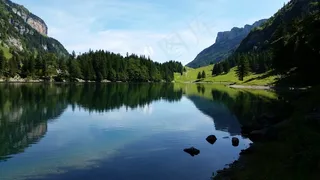 Seealpsee，瑞士，瑞士的阿尔卑斯山，水，镜像
