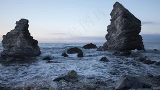 黎明，蜂蜜河，造纸厂，男修道士，内尔哈，马拉加