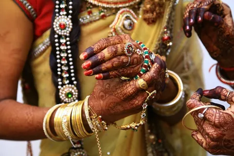 结婚戒指,加纳布,Mehandi 结婚戒指,加纳布,Mehandi