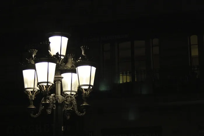 路灯，夜，城市，街，城市，黑暗，旅行