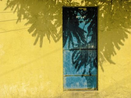 门，后门，返回，入口，门口，退出，输入