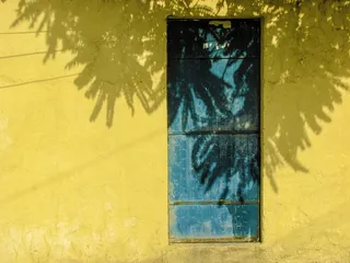 门，后门，返回，入口，门口，退出，输入