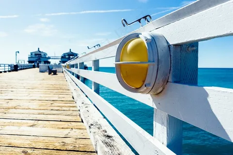 现代建筑,卡通动漫人物,天空,飞机,轿车,码头登陆阶段光海