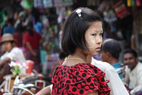 女孩，人，年轻，市场，街，快照，缅甸人
