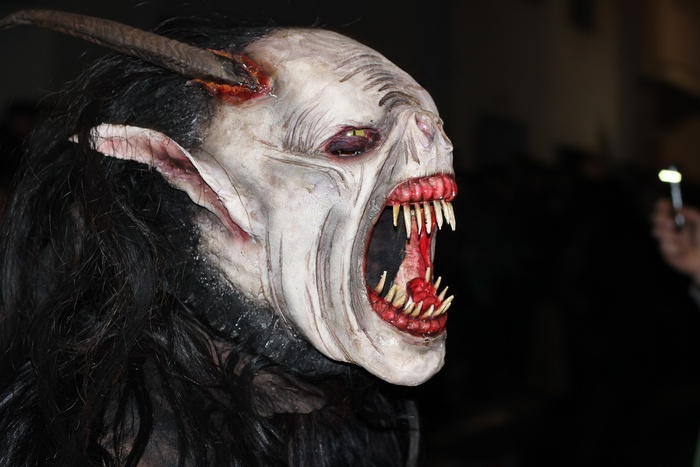 恶魔，服装，黑色，棕色，米色，颜色，黑暗