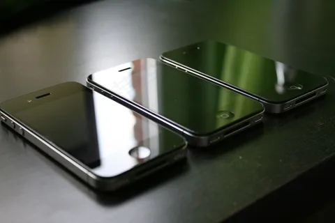 Iphone，智能手机，手机，Iphone 4，手机