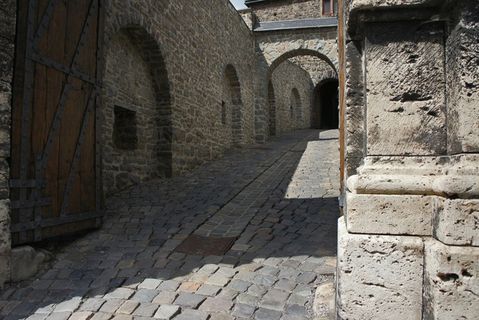 城堡入口，城堡，中世纪，铺路石