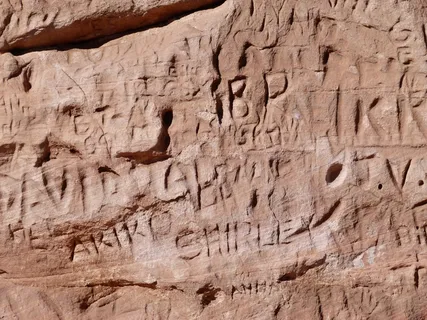 红岩，砂岩，热蚀，干燥，岩层