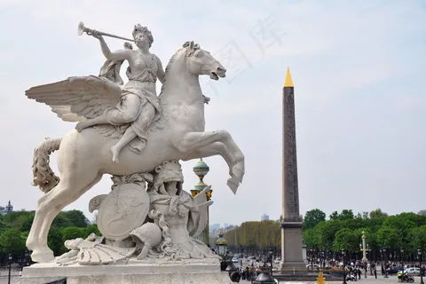 工艺品,雕像,石刻,自然公园,桥梁,RenomméeDu Roi ChevauchantPégase雕塑 工艺品,雕像,石刻,自然公园,桥梁,RenomméeDu Roi ChevauchantPégase雕塑