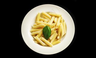 薯条,通心粉,玉米笋,炸土豆条,土豆条,午餐面食食物