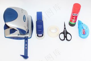 办公室，办公配件，办公用品，打孔