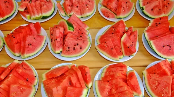 西瓜红，水果，甜瓜片，西瓜，甜瓜