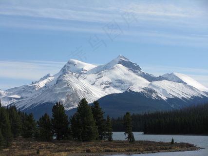 山，湖泊，森林，风景