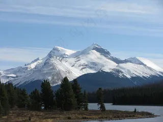 山，湖泊，森林，风景