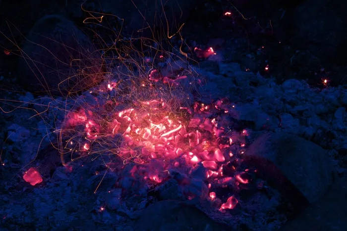 火，火花，痕迹，火焰，很热，热，烧伤，红色，温暖