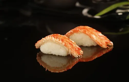 日料 寿司 美食 蟹棒 手握图片