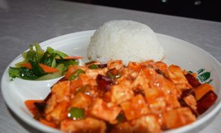 麻辣豆腐盖饭图片