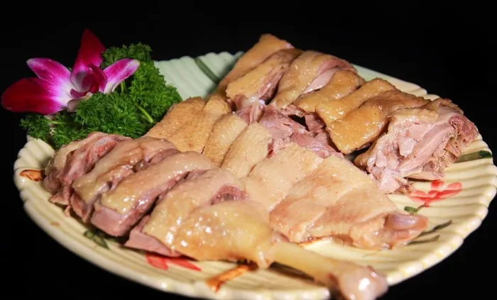 白切白莲鹅图片