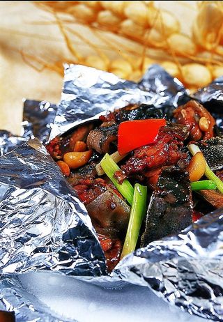 锡纸盐烧沙姜甲鱼图片