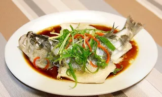 清蒸鲈鱼图片