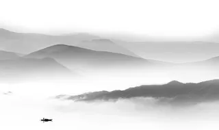 水墨山水画图片