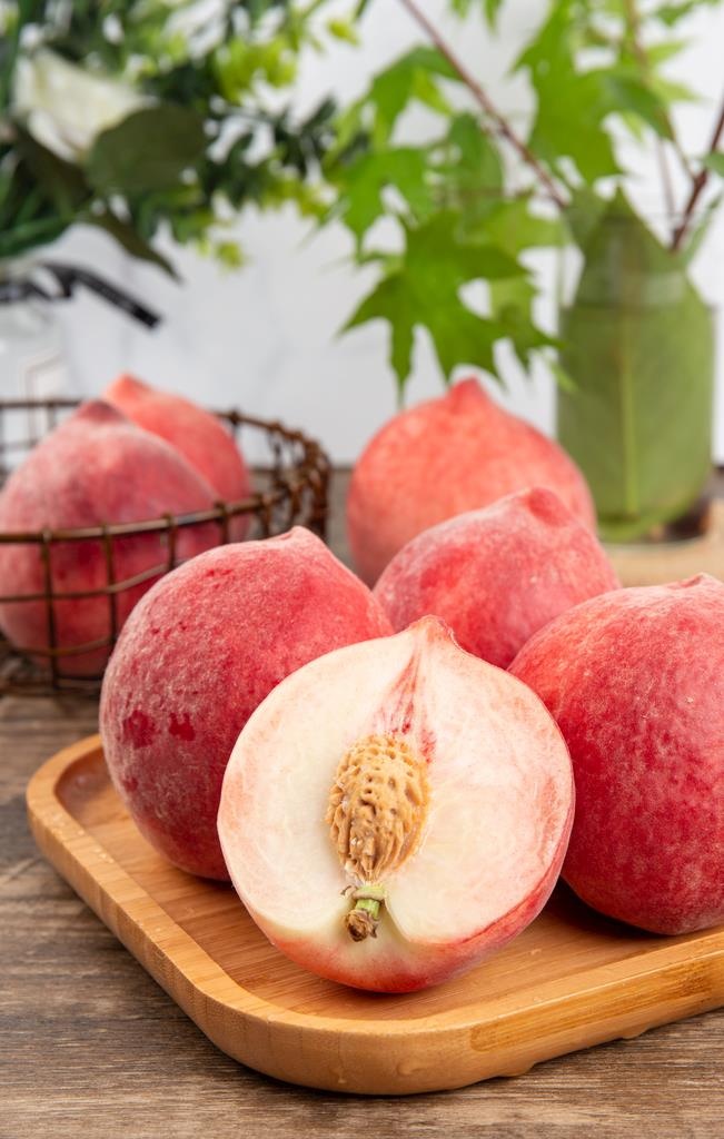 水蜜桃水果图片