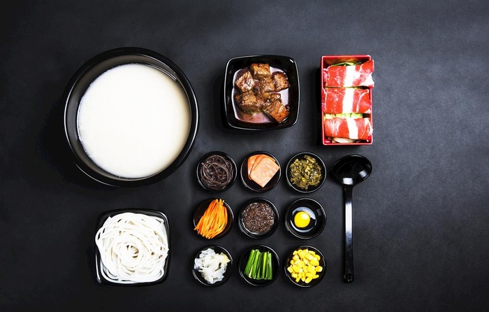 过桥米线摄影图片