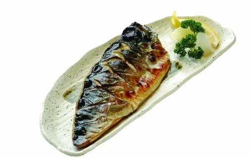 盐烤青花鱼图片