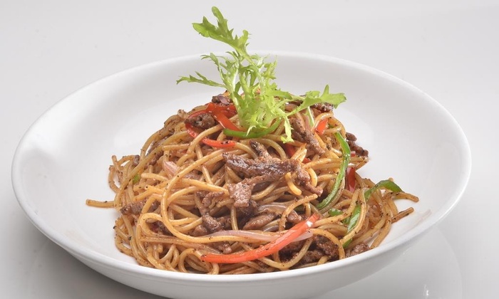 黑椒牛柳炒意面图片