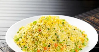 菜心粒炒饭图片