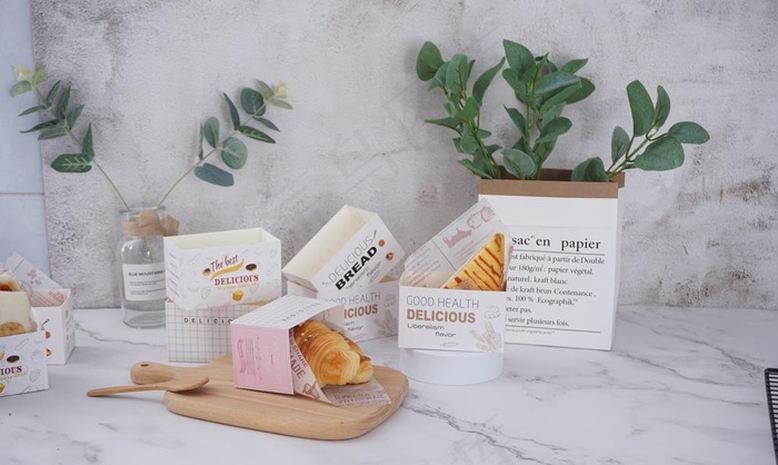 面包可颂三明治包装图片