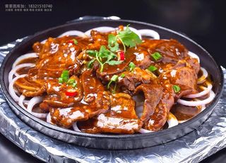 铁板黑椒牛仔骨图片
